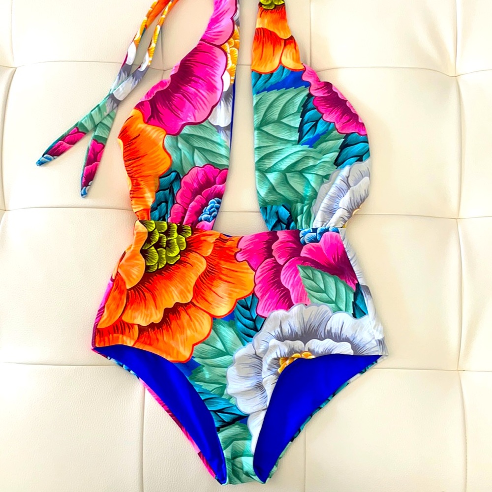 Backless One piece